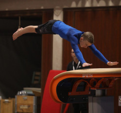 2023-12-09 Training Men 9 December Vault at CGC Bettembourg 2023 (Martin Rulsch) 02