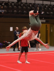 2023-12-09 Training Men 9 December Floor exercise at CGC Bettembourg 2023 (Martin Rulsch) 11