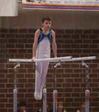 2023-12-10 Competition Men Poussines, Benjamines and Minimes Parallel bars at CGC Bettembourg 2023 (Martin Rulsch) 009