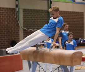 2023-12-10 Warm-up Men Jeunes Espoirs and Open Pommel horse at CGC Bettembourg 2023 (Martin Rulsch) 09