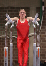 2023-12-10 Warm-up Men Jeunes Espoirs and Open Parallel bars at CGC Bettembourg 2023 (Martin Rulsch) 035