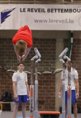 2023-12-10 Warm-up Men Jeunes Espoirs and Open Parallel bars at CGC Bettembourg 2023 (Martin Rulsch) 020