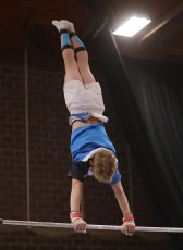 2023-12-10 Warm-up Men Jeunes Espoirs and Open Horizontal bar at CGC Bettembourg 2023 (Martin Rulsch) 075