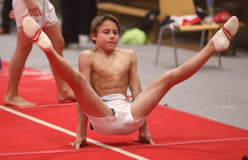 2023-12-10 Warm-up Men Jeunes Espoirs and Open Floor exercise at CGC Bettembourg 2023 (Martin Rulsch) 152
