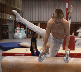 2023-12-10 Warm-up Men Poussines, Benjamines and Minimes Pommel horse at CGC Bettembourg 2023 (Martin Rulsch) 088