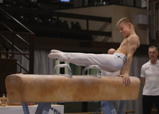 2023-12-10 Warm-up Men Poussines, Benjamines and Minimes Pommel horse at CGC Bettembourg 2023 (Martin Rulsch) 050