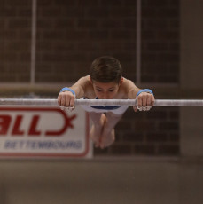 2023-12-10 Warm-up Men Poussines, Benjamines and Minimes Horizontal bar at CGC Bettembourg 2023 (Martin Rulsch) 135