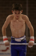 2023-12-10 Warm-up Men Poussines, Benjamines and Minimes Horizontal bar at CGC Bettembourg 2023 (Martin Rulsch) 064