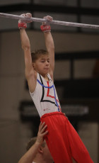2023-12-10 Warm-up Men Poussines, Benjamines and Minimes Horizontal bar at CGC Bettembourg 2023 (Martin Rulsch) 033