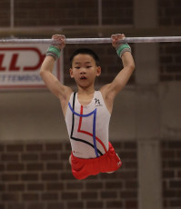 2023-12-10 Warm-up Men Poussines, Benjamines and Minimes Horizontal bar at CGC Bettembourg 2023 (Martin Rulsch) 025