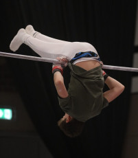 2023-12-10 Warm-up Men Poussines, Benjamines and Minimes Horizontal bar at CGC Bettembourg 2023 (Martin Rulsch) 008
