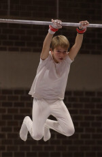 2023-12-10 Warm-up Men Poussines, Benjamines and Minimes Horizontal bar at CGC Bettembourg 2023 (Martin Rulsch) 004