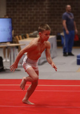 2023-12-10 Warm-up Men Poussines, Benjamines and Minimes Floor exercise at CGC Bettembourg 2023 (Martin Rulsch) 074