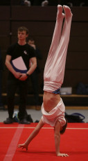 2023-12-10 Warm-up Men Poussines, Benjamines and Minimes Floor exercise at CGC Bettembourg 2023 (Martin Rulsch) 010