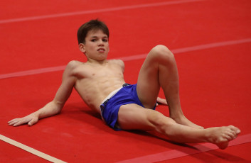 2023-12-10 Warm-up Men Poussines, Benjamines and Minimes at CGC Bettembourg 2023 Rest (Martin Rulsch) 112