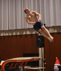 2023-12-09 Training Men 9 December Vault at CGC Bettembourg 2023 (Martin Rulsch) 80