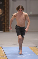 2023-12-09 Training Men 9 December Vault at CGC Bettembourg 2023 (Martin Rulsch) 14