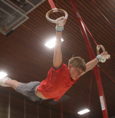 2023-12-09 Training Men 9 December Still rings at CGC Bettembourg 2023 (Martin Rulsch) 073