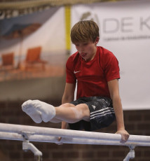 2023-12-09 Training Men 9 December Parallel bars at CGC Bettembourg 2023 (Martin Rulsch) 049
