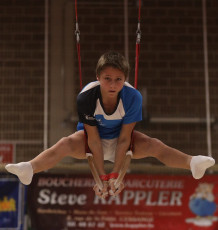 2023-12-10 Warm-up Men Jeunes Espoirs and Open Still rings at CGC Bettembourg 2023 (Martin Rulsch) 030