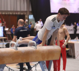 2023-12-10 Warm-up Men Jeunes Espoirs and Open Pommel horse at CGC Bettembourg 2023 (Martin Rulsch) 84