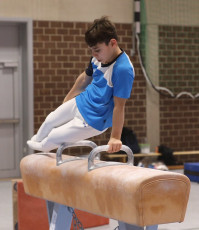 2023-12-10 Warm-up Men Jeunes Espoirs and Open Pommel horse at CGC Bettembourg 2023 (Martin Rulsch) 06