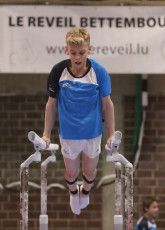 2023-12-10 Warm-up Men Jeunes Espoirs and Open Parallel bars at CGC Bettembourg 2023 (Martin Rulsch) 098