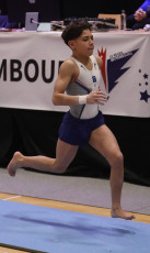 2023-12-10 Warm-up Men Poussines, Benjamines and Minimes Vault at CGC Bettembourg 2023 (Martin Rulsch) 06