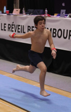 2023-12-10 Warm-up Men Poussines, Benjamines and Minimes Vault at CGC Bettembourg 2023 (Martin Rulsch) 03