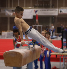 2023-12-10 Warm-up Men Poussines, Benjamines and Minimes Pommel horse at CGC Bettembourg 2023 (Martin Rulsch) 037