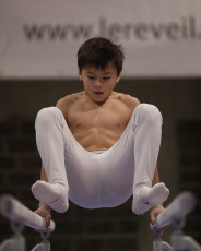 2023-12-10 Warm-up Men Poussines, Benjamines and Minimes Parallel bars at CGC Bettembourg 2023 (Martin Rulsch) 098