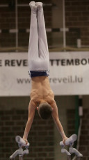 2023-12-10 Warm-up Men Poussines, Benjamines and Minimes Parallel bars at CGC Bettembourg 2023 (Martin Rulsch) 088