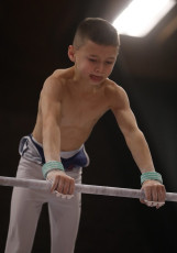 2023-12-10 Warm-up Men Poussines, Benjamines and Minimes Horizontal bar at CGC Bettembourg 2023 (Martin Rulsch) 160