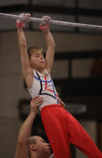 2023-12-10 Warm-up Men Poussines, Benjamines and Minimes Horizontal bar at CGC Bettembourg 2023 (Martin Rulsch) 032