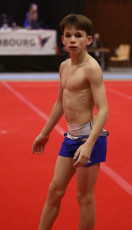 2023-12-10 Warm-up Men Poussines, Benjamines and Minimes at CGC Bettembourg 2023 Rest (Martin Rulsch) 099