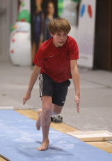 2023-12-09 Training Men 9 December Vault at CGC Bettembourg 2023 (Martin Rulsch) 68