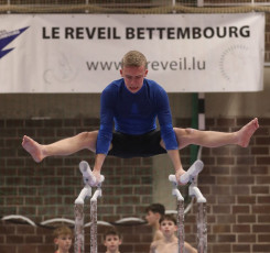 2023-12-09 Training Men 9 December Parallel bars at CGC Bettembourg 2023 (Martin Rulsch) 150