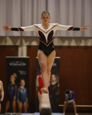 2023-12-09 Warm-up Women Poussines and Open Balance beam at CGC Bettembourg 2023 (Martin Rulsch) 272