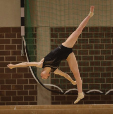 2023-12-09 Warm-up Women Poussines and Open Balance beam at CGC Bettembourg 2023 (Martin Rulsch) 102