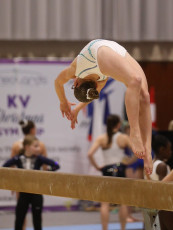 2023-12-09 Warm-up Women Poussines and Open Balance beam at CGC Bettembourg 2023 (Martin Rulsch) 050