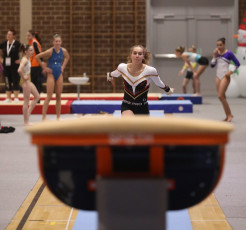 2023-12-09 Warm-up Women Benjamines and Jeunes Espoirs Balance beam Vault at CGC Bettembourg 2023 (Martin Rulsch) 08