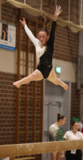 2023-12-09 Warm-up Women Benjamines and Jeunes Espoirs Balance beam Balance beam at CGC Bettembourg 2023 (Martin Rulsch) 224