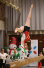 2023-12-09 Warm-up Women Benjamines and Jeunes Espoirs Balance beam Balance beam at CGC Bettembourg 2023 (Martin Rulsch) 177