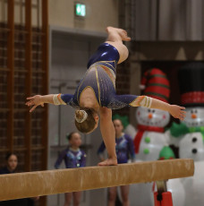 2023-12-09 Warm-up Women Benjamines and Jeunes Espoirs Balance beam Balance beam at CGC Bettembourg 2023 (Martin Rulsch) 132