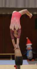 2023-12-09 Warm-up Women Benjamines and Jeunes Espoirs Balance beam Balance beam at CGC Bettembourg 2023 (Martin Rulsch) 093