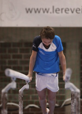 2023-12-10 Warm-up Men Jeunes Espoirs and Open Parallel bars at CGC Bettembourg 2023 (Martin Rulsch) 081