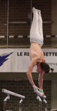 2023-12-10 Warm-up Men Jeunes Espoirs and Open Parallel bars at CGC Bettembourg 2023 (Martin Rulsch) 046
