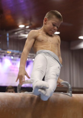 2023-12-10 Warm-up Men Poussines, Benjamines and Minimes Pommel horse at CGC Bettembourg 2023 (Martin Rulsch) 060