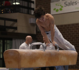 2023-12-10 Warm-up Men Poussines, Benjamines and Minimes Pommel horse at CGC Bettembourg 2023 (Martin Rulsch) 044