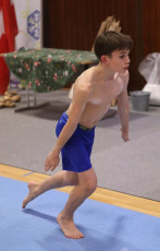 2023-12-09 Training Men 9 December Vault at CGC Bettembourg 2023 (Martin Rulsch) 23